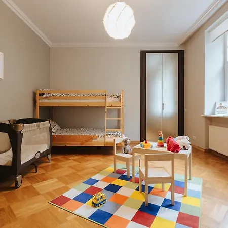 Spacious With Two Bathrooms Apartment