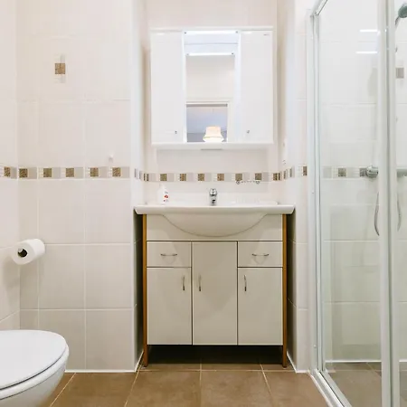 Apartment Spacious With Two Bathrooms Riga