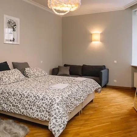 Spacious With Two Bathrooms * Riga